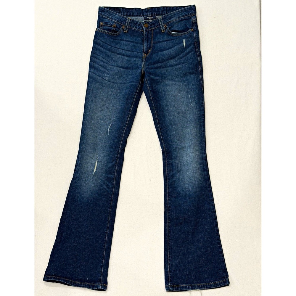 Levi's Women's Mid Rise Bootcut 553 Medium Wash Stretch Distressed 6